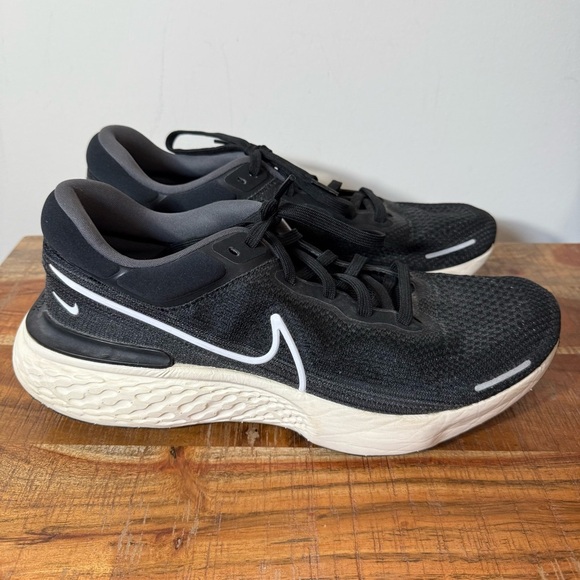 Nike Other - Nike ZoomX Invincible Black and White Athletic Sneakers, Men’s 14